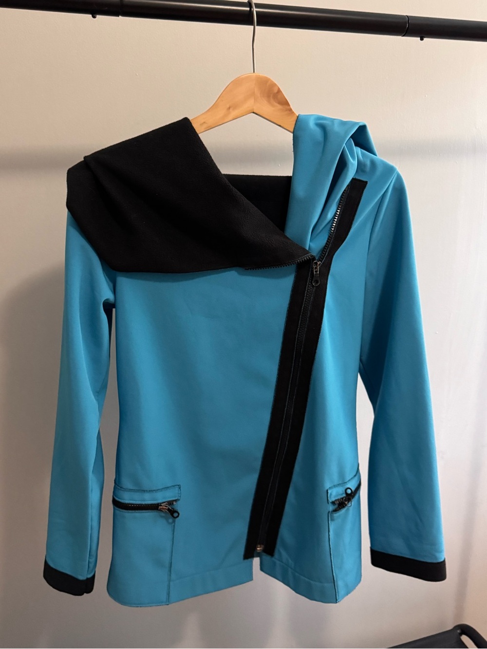 Ille-Olla Asymmetrical Zipper Jacket with Removable Hood Section